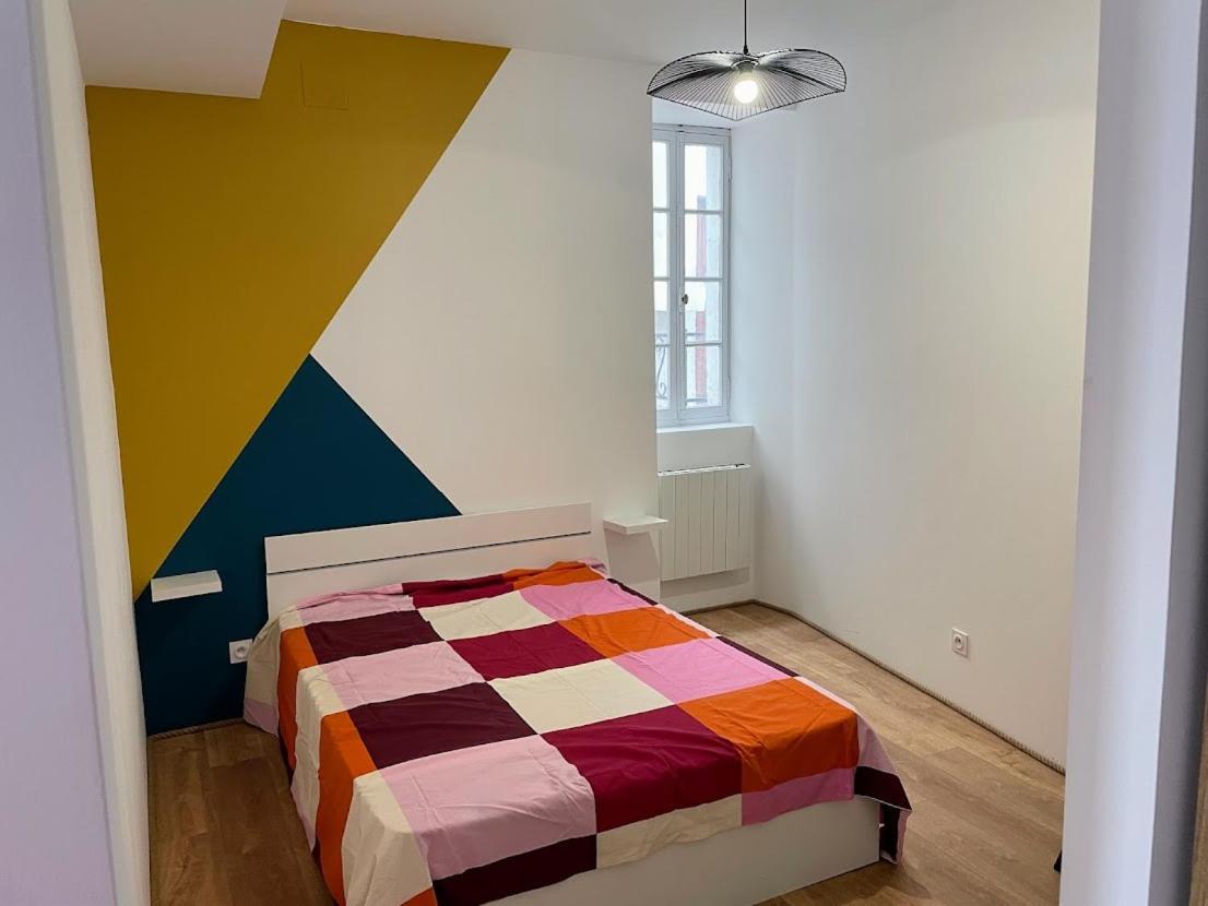 Le Colore- T2 Confortable Avec Vue Sur Nerac Luaran gambar